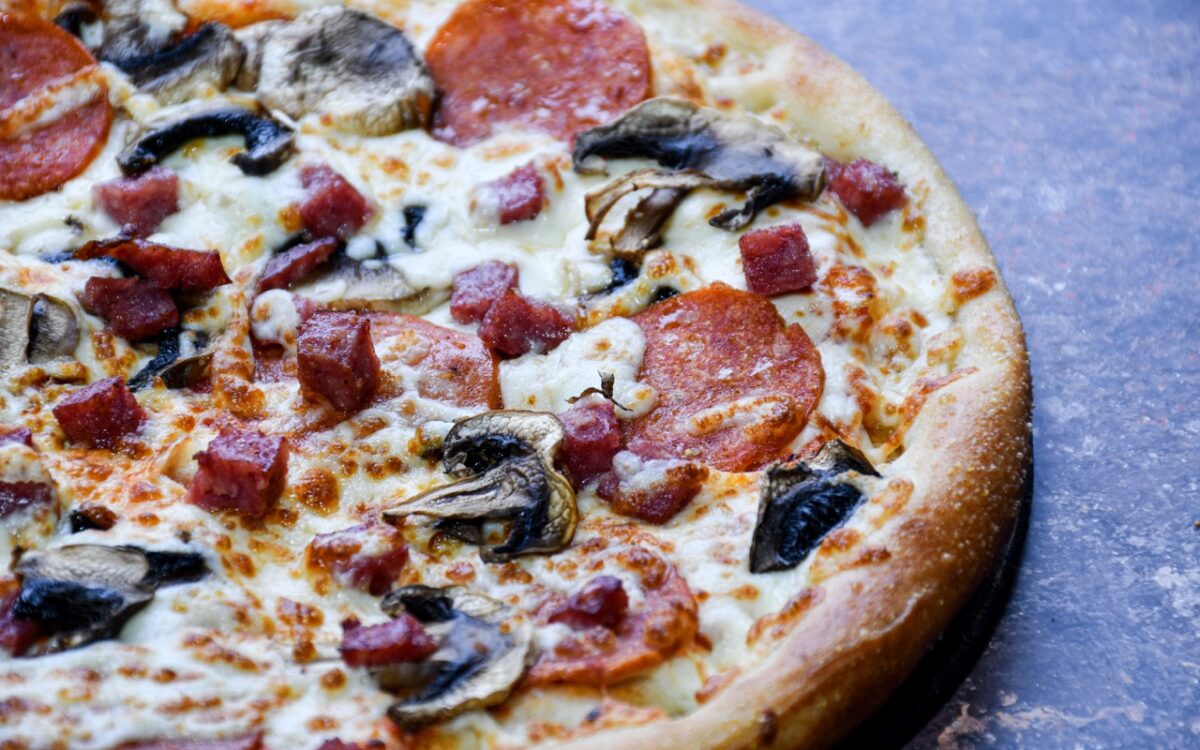 Pizza Deals in Brampton: Where to Get the Best Offers on Your Favourite Pizzas