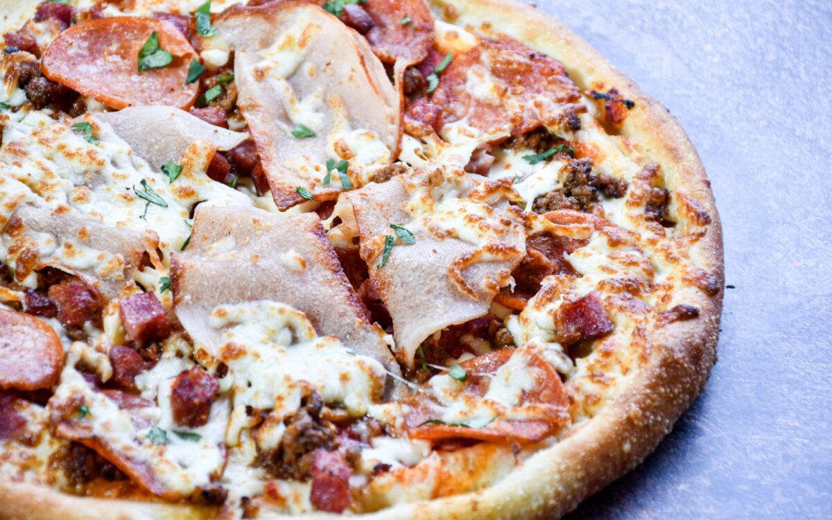 Best Pizza and Dessert Deals in Brampton – Only at Pizza & More